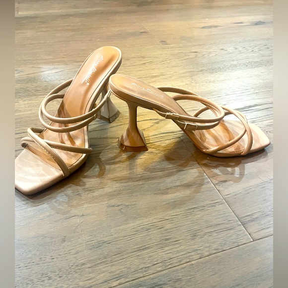 Shoes - HOT!! Anne Michelle beige high heels with the cutest heel! New never worn!